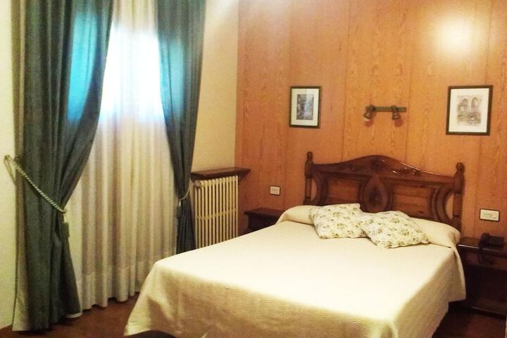 Room 17 of 72