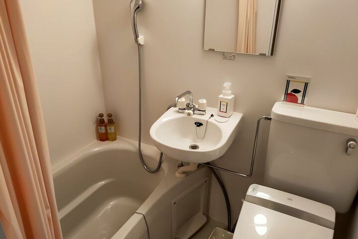 Room 47 of 114