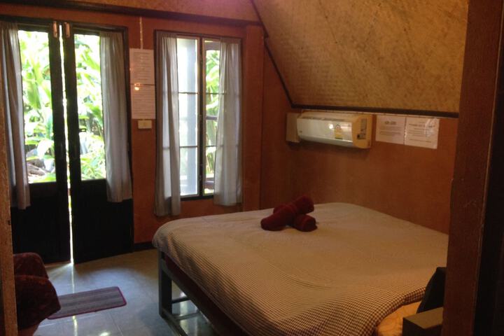 Room 10 of 75