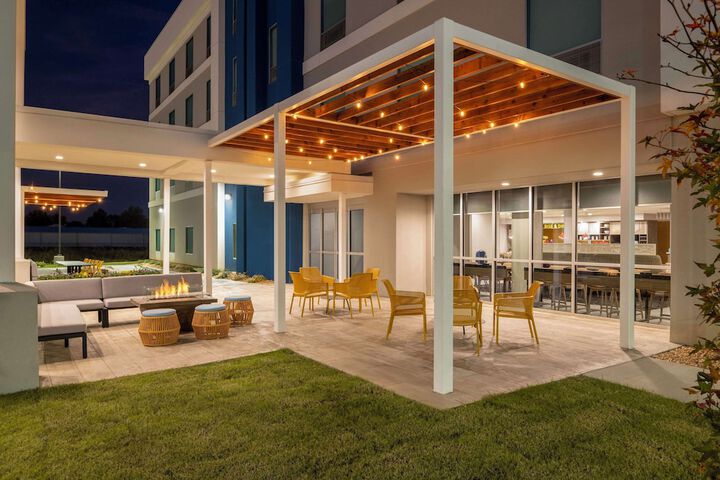 Terrace/Patio 51 of 53