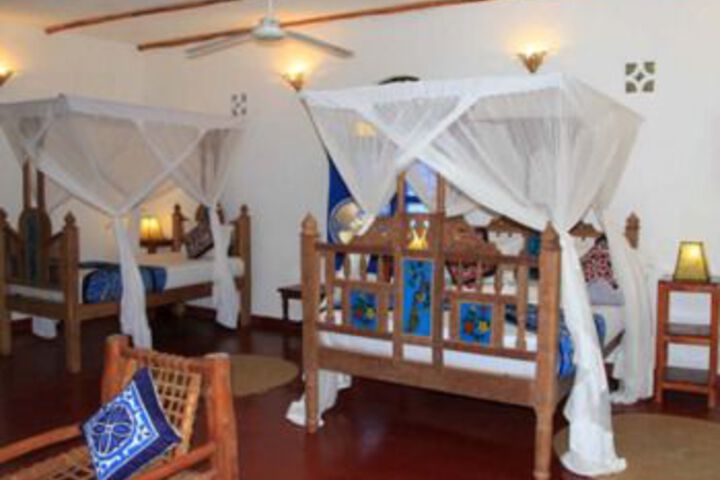 Room 6 of 15