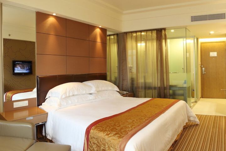 Room 6 of 21