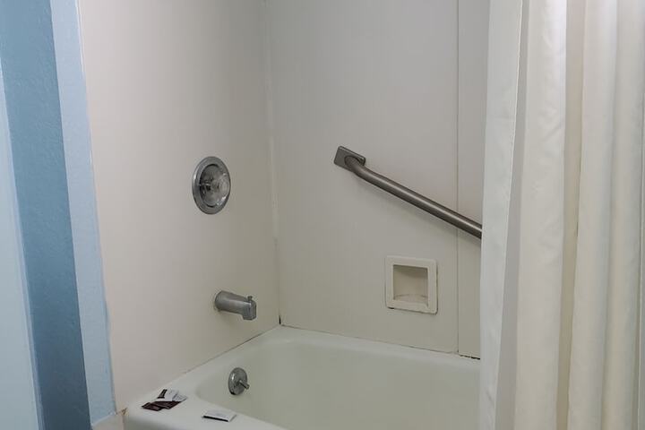 Comfort Room 2 Queen Beds (6 of 15)