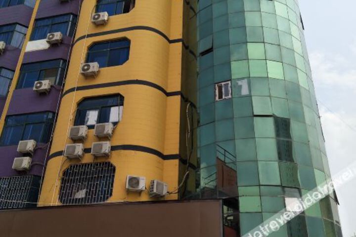 Hotel 3 of 12