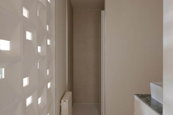 Room 673 of 780