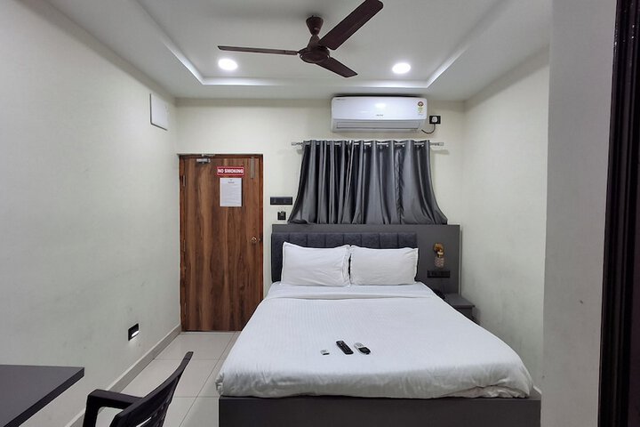 Room 8 of 39