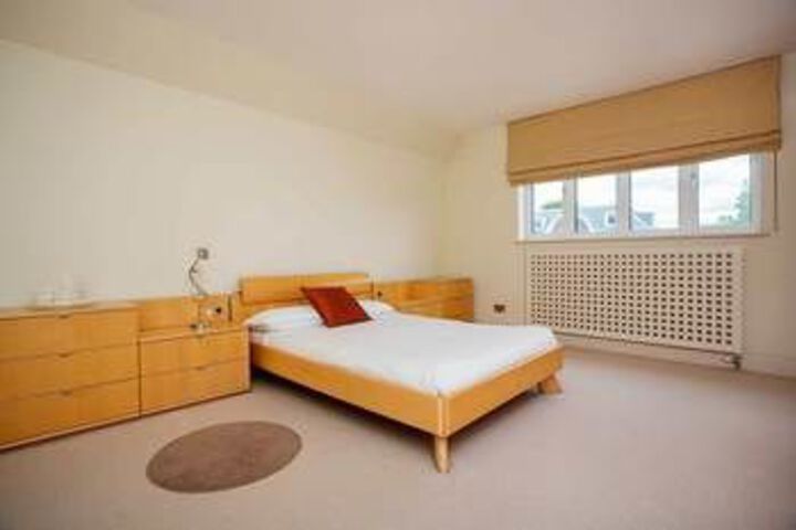 Room 19 of 43