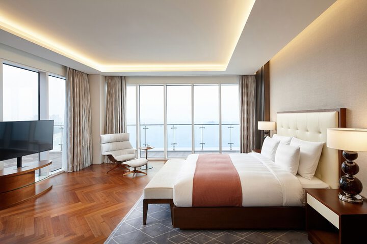 Room 29 of 181
