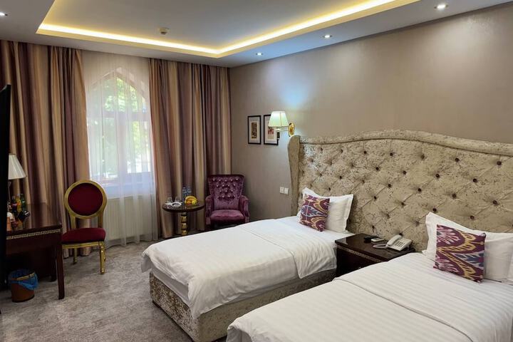 Room 19 of 39