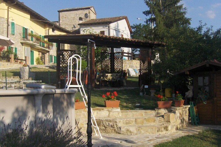 Hotel Exterior 49 of 56