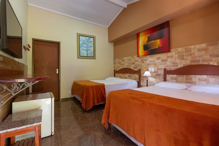 Room 25 of 61