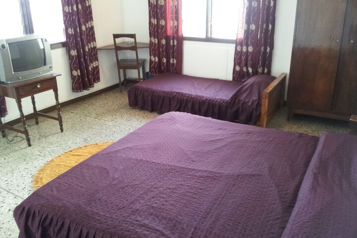 Room 4 of 52
