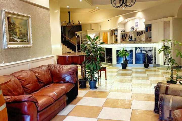 HOTEL BUSINESS in Casoria