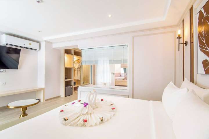 Room 45 of 171