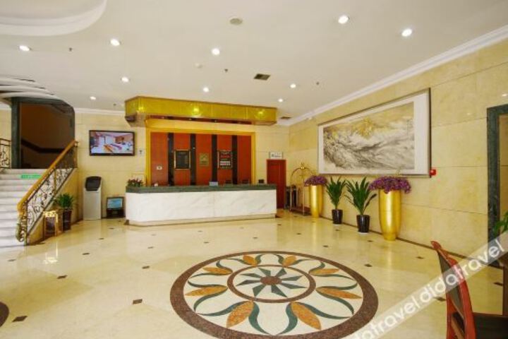 Hotel Interior 8 of 22