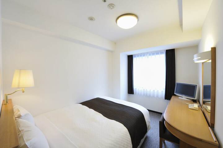 Room 7 of 47