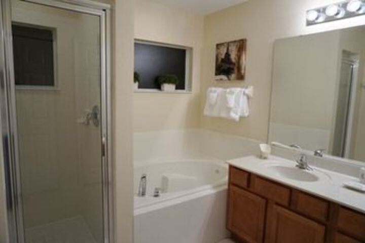 Room 25 of 268