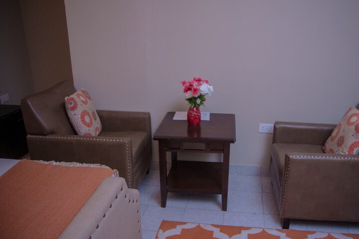 Room 28 of 60