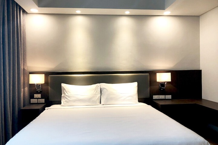Room 6 of 39