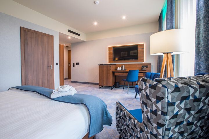 Room 29 of 64