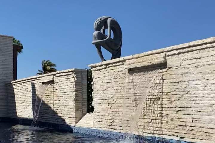 Pool Hotel