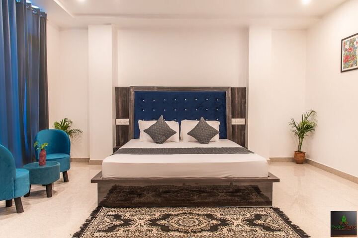 Room 4 of 53