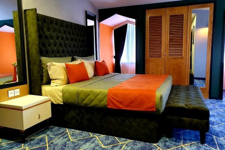 Room 16 of 58