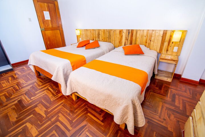 Room 3 of 47