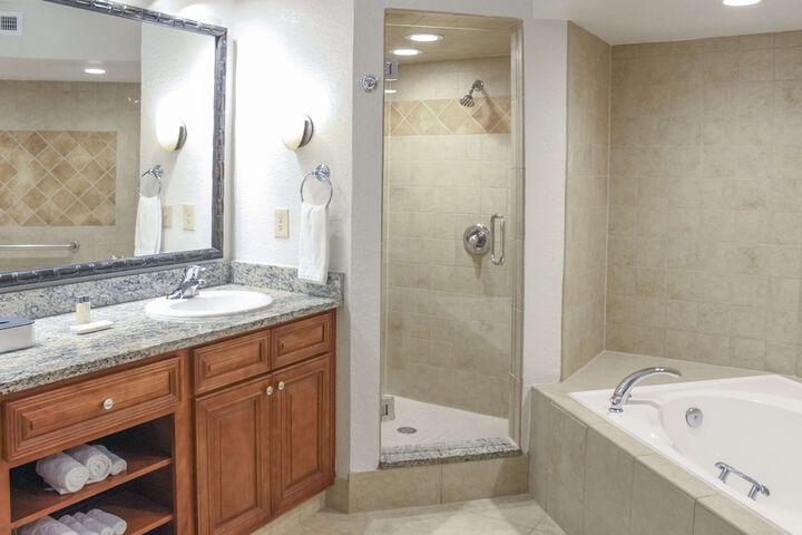Bathroom shower