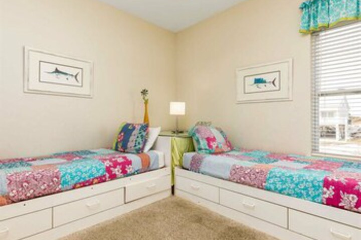 Room 39 of 46