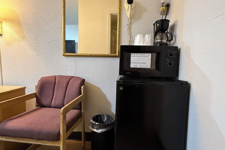 Room 20 of 42