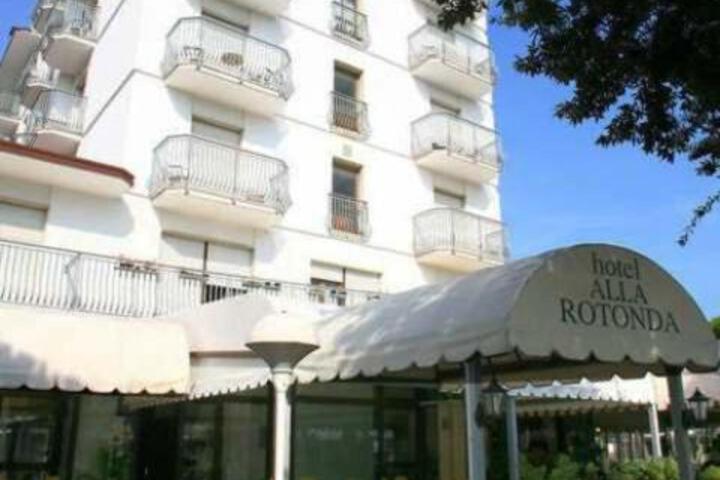 Hotel Alla Rotonda