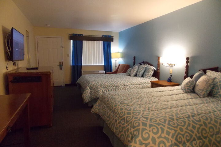 Room 32 of 128