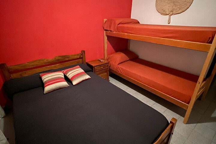 Room 6 of 11