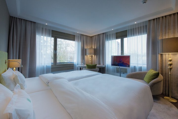 Room 10 of 58