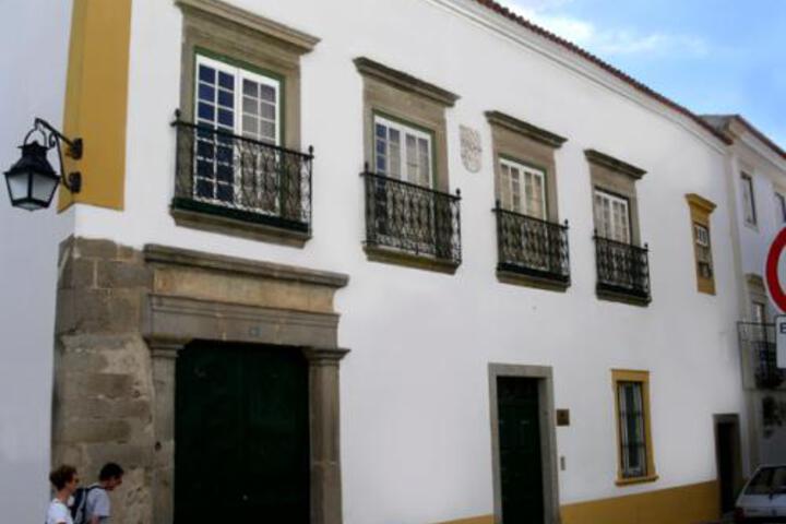 Hotel Entry