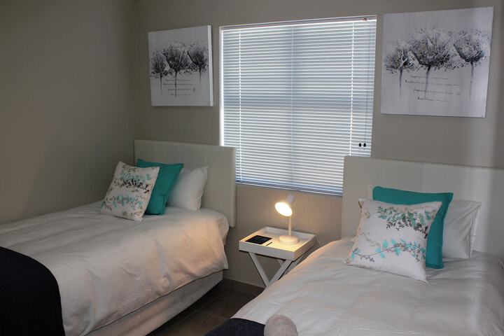 Room 3 of 16