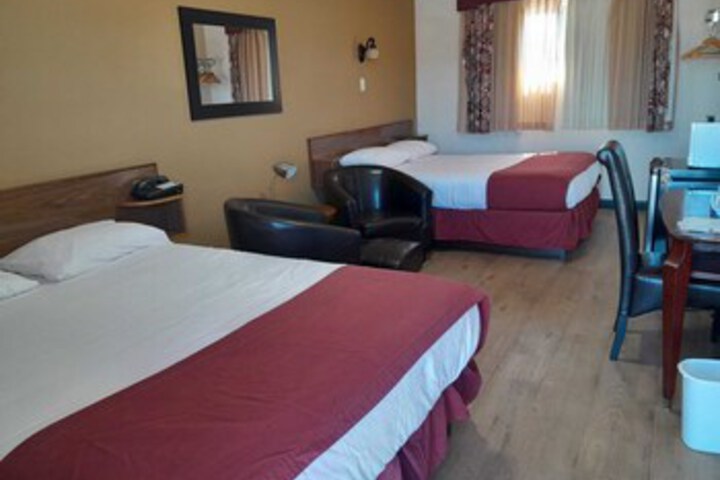 Room 40 of 132