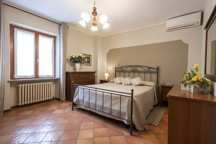Room 7 of 69