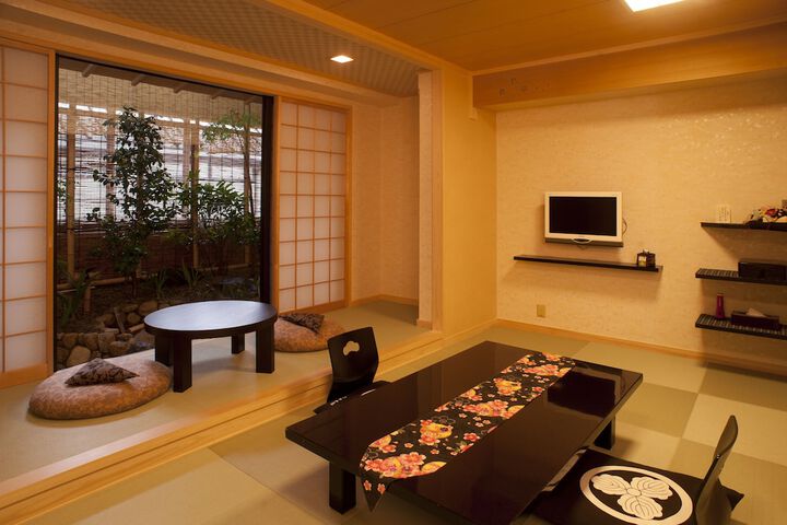 Room 19 of 58