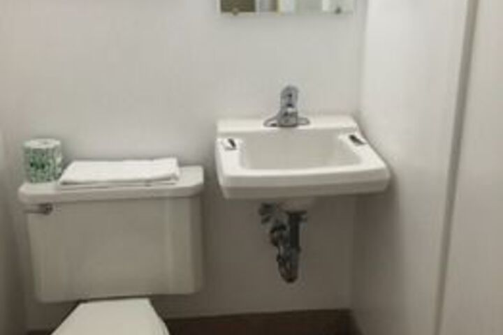 Room 3 of 11
