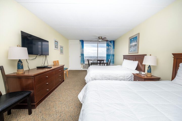 Room 15 of 138