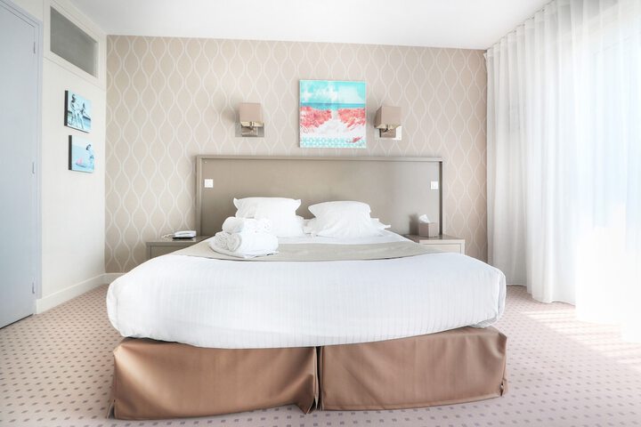 Room 33 of 59