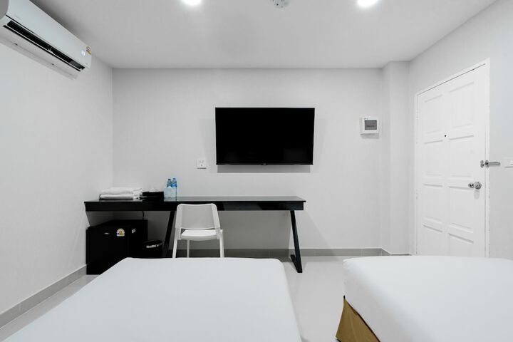 Room 7 of 45