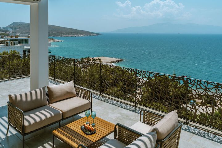 Terrace/Patio 162 of 163
