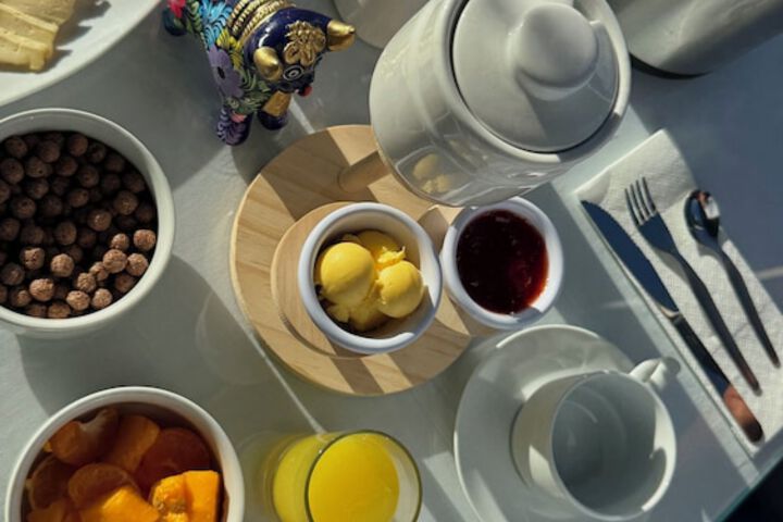 Breakfast/Coffee Service 31 of 45
