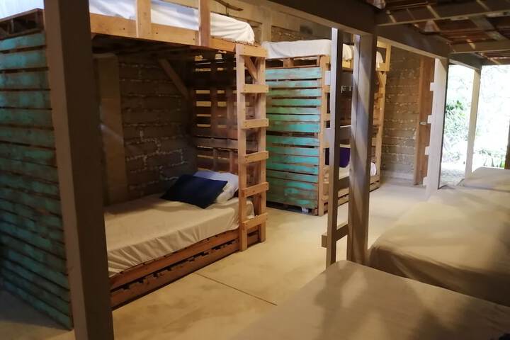 Room 21 of 50