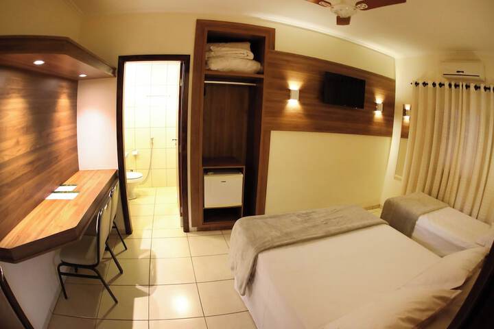 Room 20 of 72