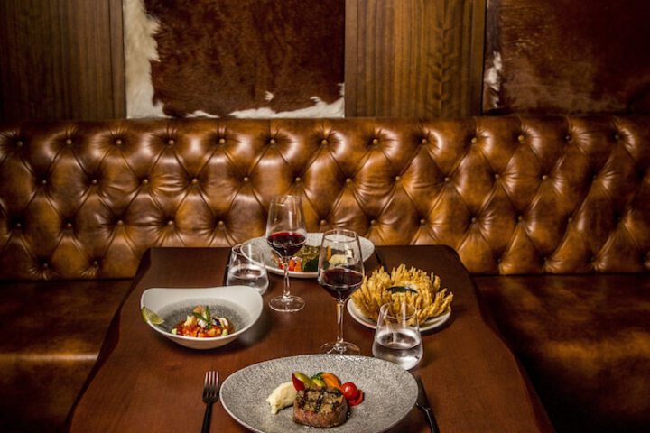 Dining 62 of 122