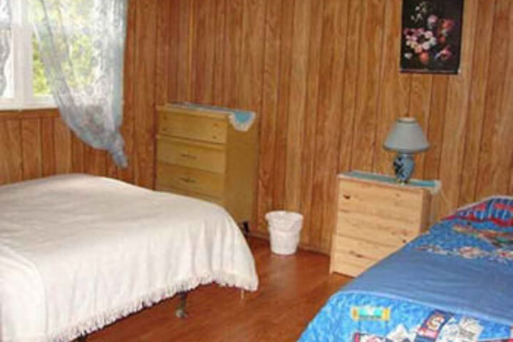 Room 13 of 27